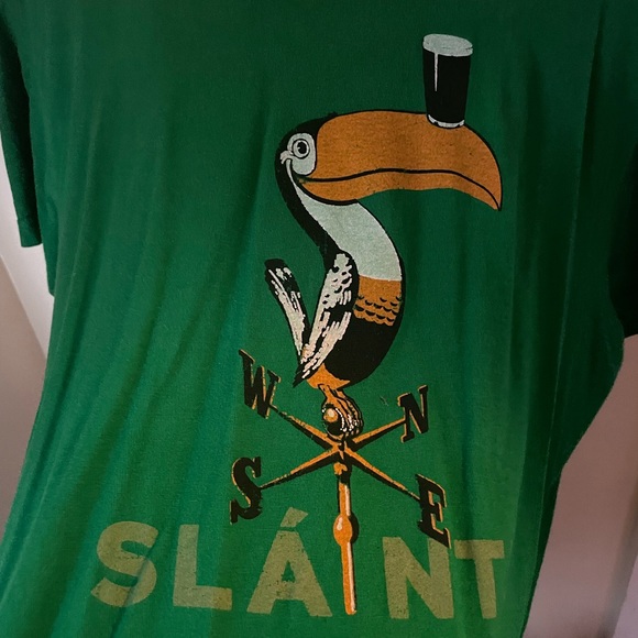 Mens Guinness T Shirt. Large. Rare. Super comfy. Fits great. - Picture 2 of 3